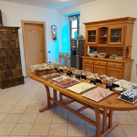 Taxus Hostel Pieve Tesino Luaran gambar