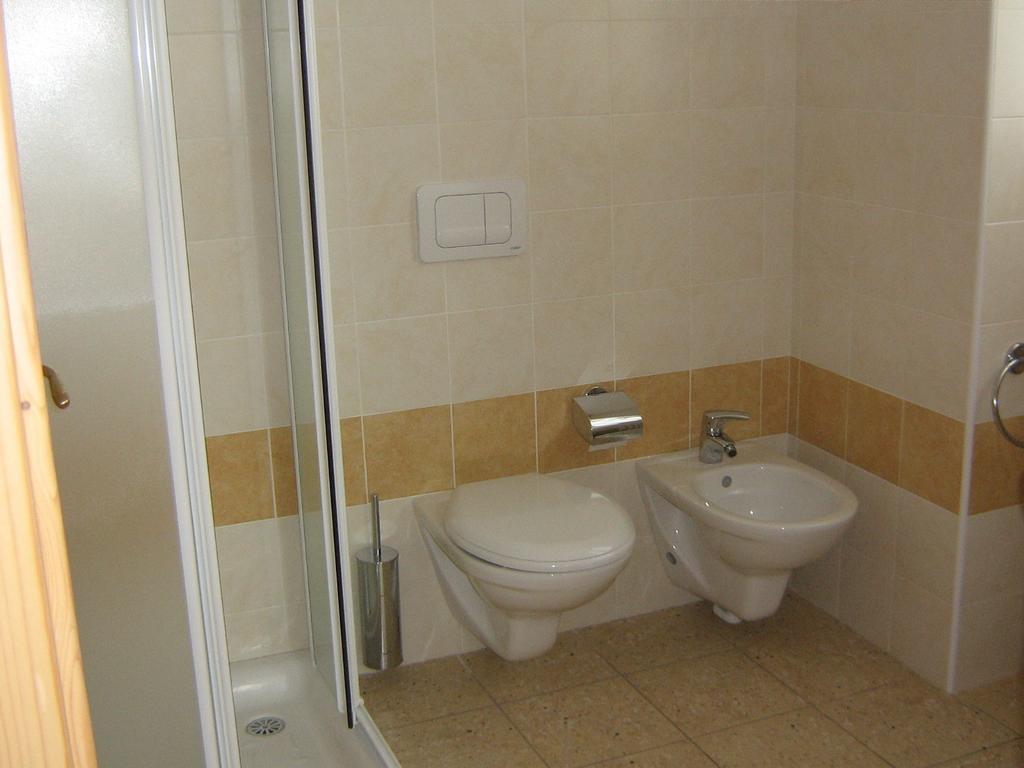 Taxus Hostel Pieve Tesino Bilik gambar